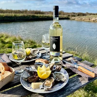 Visite guidée avec dégustation huîtres et terrines vins et spiritueux
